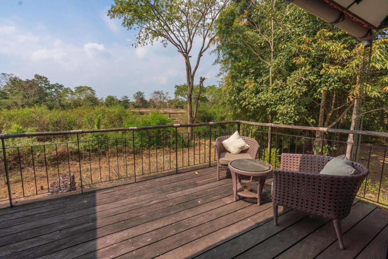 Kaav Safari Lodge, Kabini Begūr Exteriör bild